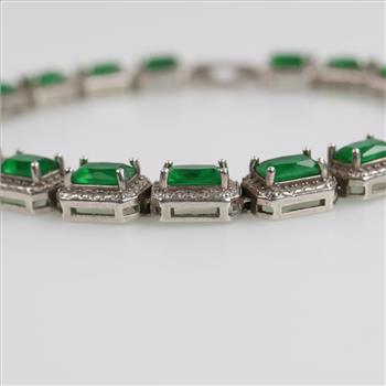 .800-.900 Silver Green And Clear Stone Bracelet