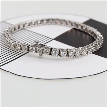 8.00cts TW Diamond 10kt White Gold Tennis Bracelet -Evaluated By Our Certified Gemologist-AGS/GIA