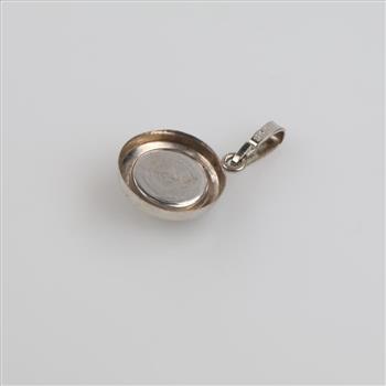 8kt White Gold Iridescent Stone Semi-hollow Pendant