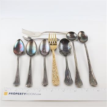 9 Flatware Pieces