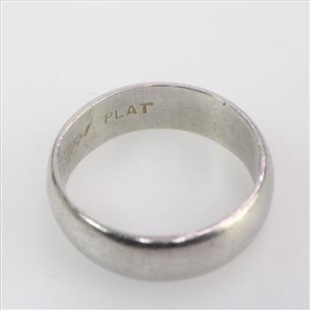 .900 Platinum 7.66g Ring