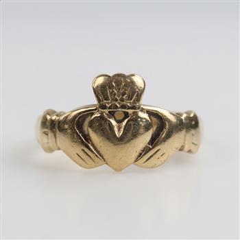 9kt Gold Claddagh Ring