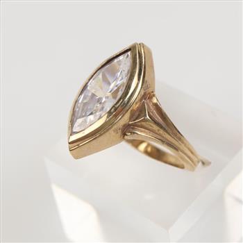 9kt Gold Clear Stone Ring