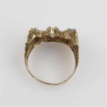 9kt Gold Clear Stone RIng