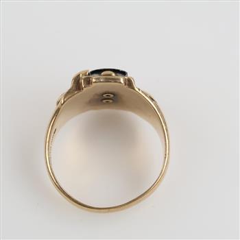 9kt Gold Green Stone Ring