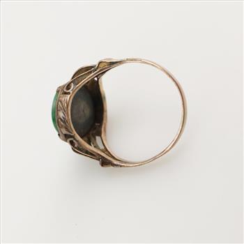 9kt Gold Green Stone Ring