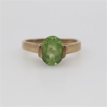 9kt Gold Green Stone Ring