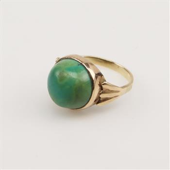 9kt Gold Green Stone Ring