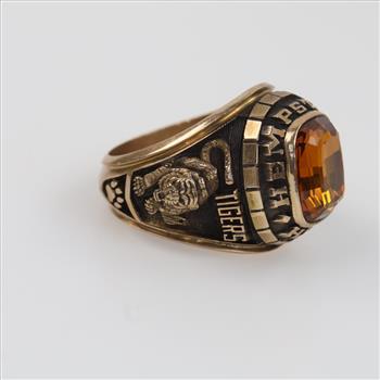 9kt Gold Orange Stone Class Ring