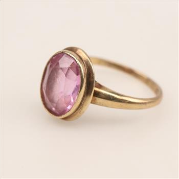 9kt Gold Pink Stone Ring