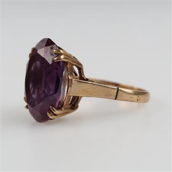 9kt Gold Purple Stone Ring