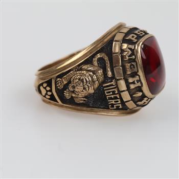 9kt Gold Red Stone Class Ring