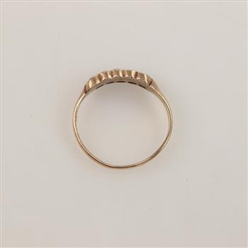 9kt Rose Gold Pearl Red Stone Ring