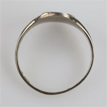 9kt White Gold Signet Ring