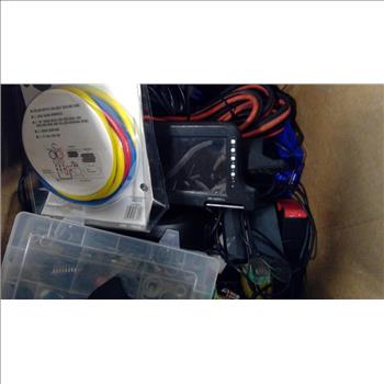 A/ Manifold Guage, Socket And More, 10+ Pieces