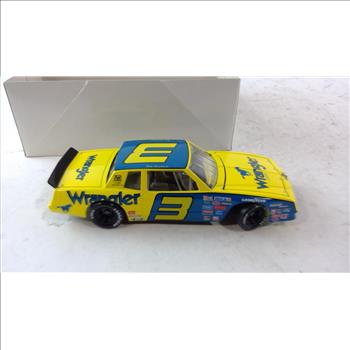 Action Racing 1/24 Scale Dale Earnhardt Car