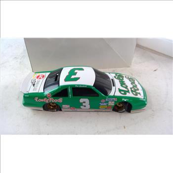 Action Racing 1/24 Scale Dale Earnhardt Car