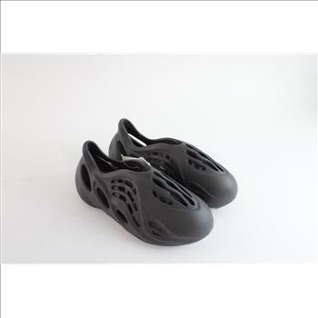 Adidas Kid's Yeezy Foam Runners, Size 3