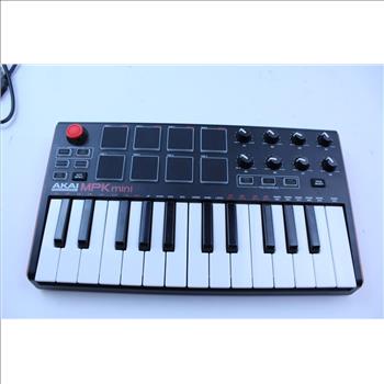 Akai Professional MPK Mini Keyboard Controller