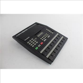 Alesis HR-16 High Sample Rate 16-Bit Drum Machine