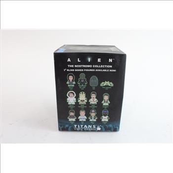 Aliens Titans Vinyl Figure