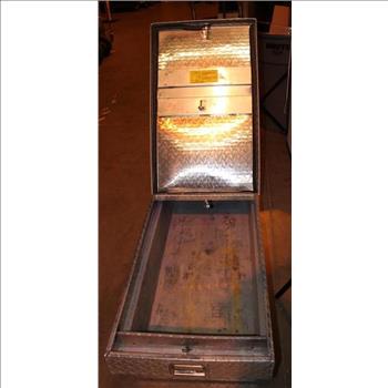 Aluminum Gull Wing Truck Bed Tool Box