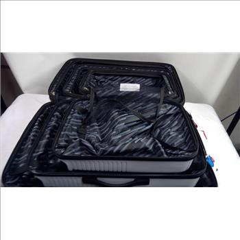 American Tourister, 3 New Rolling Suitcases