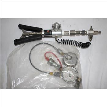 AMETEK M&G T-975 Pneumatic Vacuum/Pressure Pump