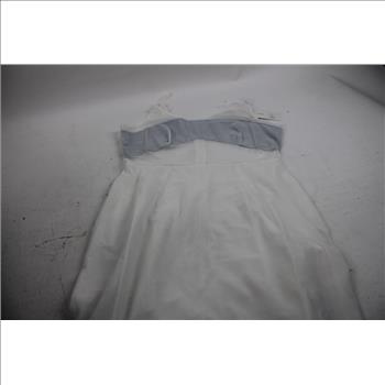 Amy Lynn Caroline Dress, White Size M