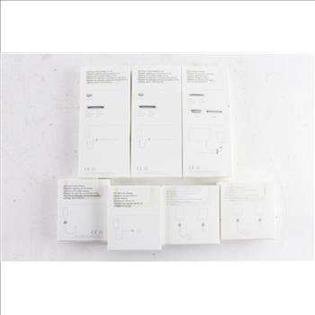 Apple 30-Pin Digital AV Adapter And More, 7 Pieces