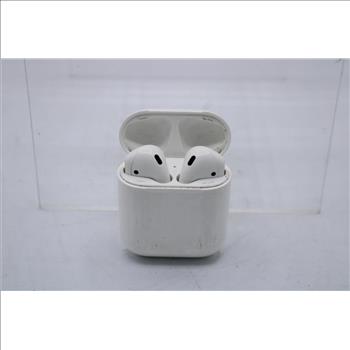Apple AirPods (1st Gen) With Charging Case