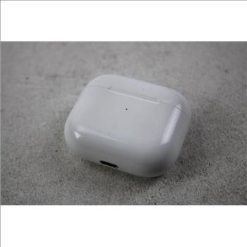Apple AirPods 3 With Charging Case