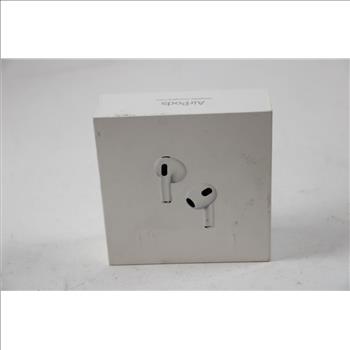 Apple AirPods (3rd Gen) With Charging Case