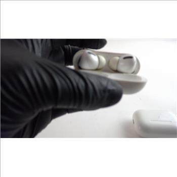 Apple Airpods Lot, 4 Pieces