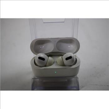 Apple AirPods Pro (1st Gen) With Charging Case
