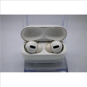Apple AirPods Pro With Charging Case