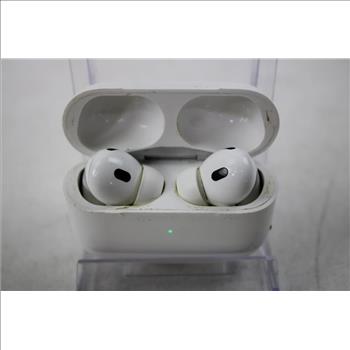Apple AirPods Pro With Charging Case