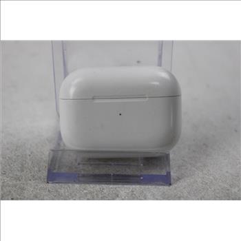 Apple AirPods Pro With Charging Case