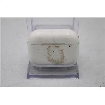 Apple AirPods Pro With Charging Case