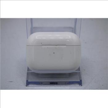 Apple AirPods Pro With Charging Case