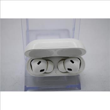 Apple AirPods Pro With Charging Case