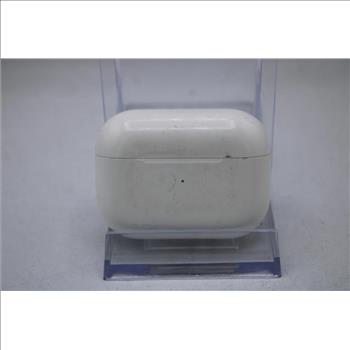 Apple AirPods Pro With Charging Case