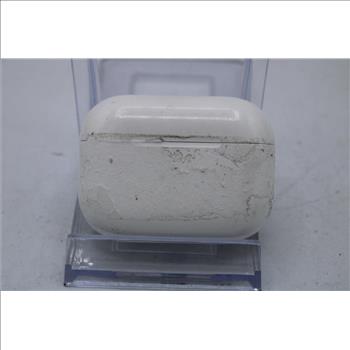 Apple AirPods Pro With Charging Case