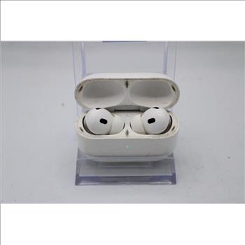 Apple AirPods Pro With Charging Case