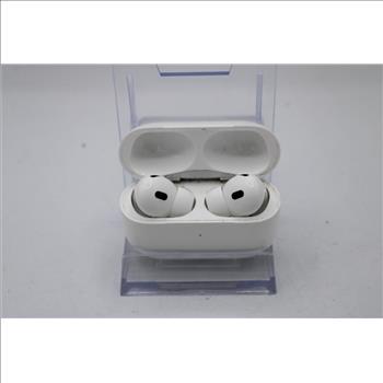 Apple AirPods Pro With Charging Case