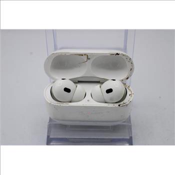 Apple AirPods Pro With Charging Case