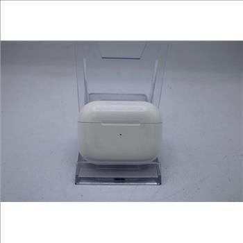Apple AirPods Pro With Charging Case
