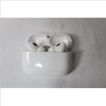 Apple AirPods Pro With Charging Case