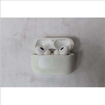 Apple AirPods Pro With Charging Case
