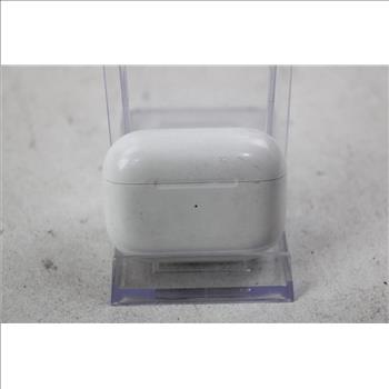Apple AirPods Pro With Charging Case